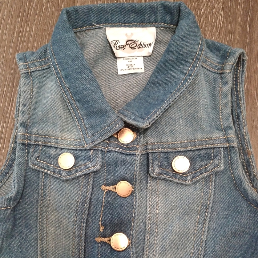 Girls Sleeveless Denim Vest